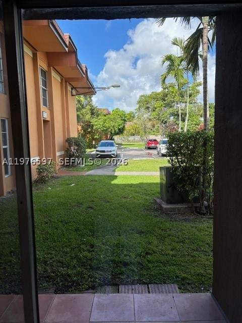 9493 SW 76th St L4, Miami FL - photo 12 of 33