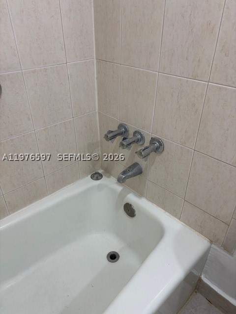 9493 SW 76th St L4, Miami FL - photo 16 of 33