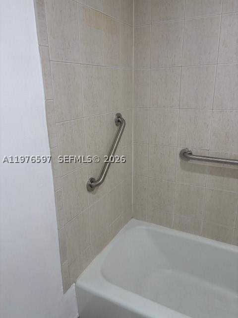 9493 SW 76th St L4, Miami FL - photo 17 of 33