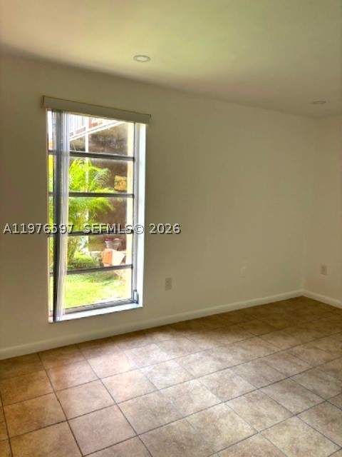 9493 SW 76th St L4, Miami FL - photo 18 of 33