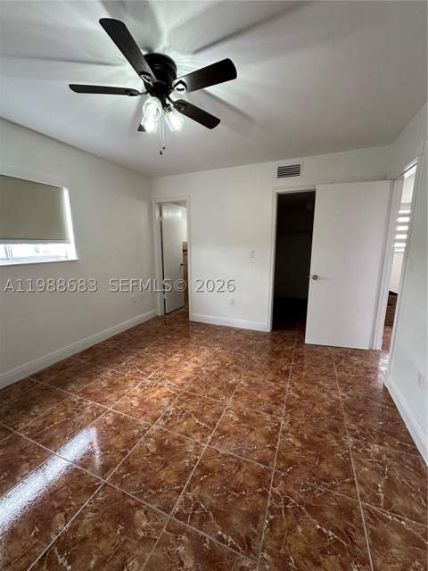 6091 W 22nd Ct 408, Hialeah FL - photo 10 of 11