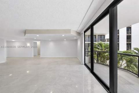 19667 Turnberry Way 6A, Aventura FL - photo 10 of 29