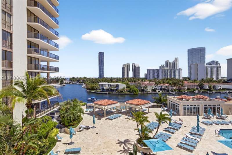 2 bedroom Condominium at 19667 Turnberry Way 6A, Turnberry Isle South Cond, Aventura — photo 2