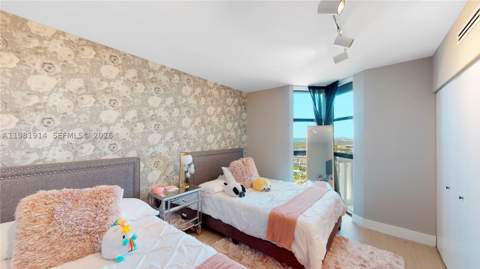 1000 W Island Blvd 2903, Aventura FL - photo 17 of 25