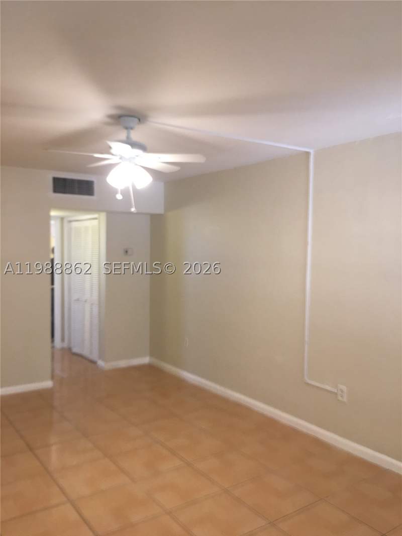 1 bedroom Condominium at 1851 NE 168th St A10, The Palms 51 Condo, North Miami Beach — photo 4