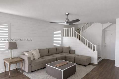 4767 SW 154th Ave, Miami FL - photo 9 of 25