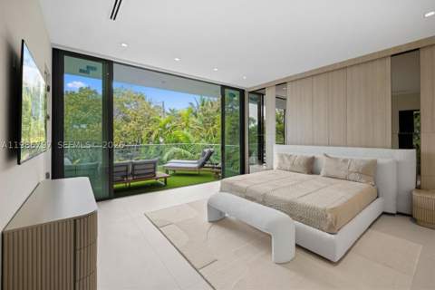 4534 Sheridan Ave, Miami Beach FL - photo 22 of 54