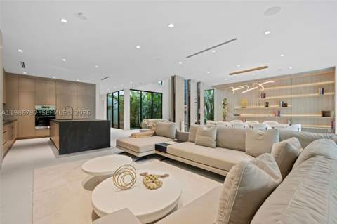 4534 Sheridan Ave, Miami Beach FL - photo 9 of 54