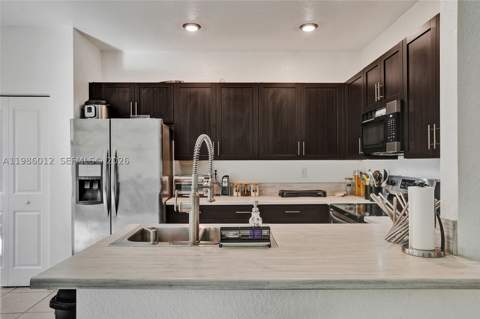408 NE 212th Ter, Miami FL - photo 22 of 54