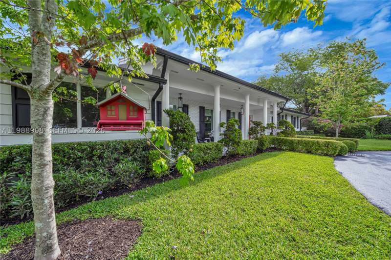 4 bedroom SingleFamilyResidence at 10705 SW 128th Ter, Thousand Pines, Miami — photo 5