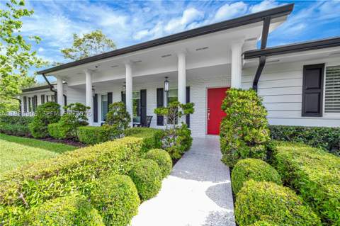 10705 SW 128th Ter, Miami FL - photo 9 of 43