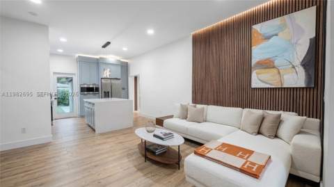 13900 NE 16th Ct, North Miami FL - photo 6 of 74