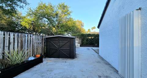 8003 SW 158th Pl, Miami FL - photo 17 of 20