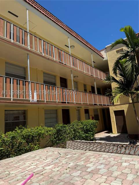 13655 NE 10th Ave 208, North Miami FL - photo 12 of 13
