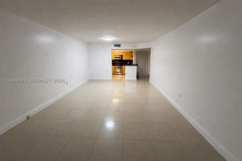 2750 NE 183rd St 1201, Aventura FL - photo 6 of 19
