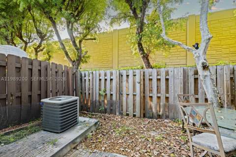 1490 NE 33rd Ave 104-13, Homestead FL - photo 7 of 16