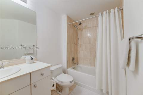 21050 Point Pl 702, Aventura FL - photo 19 of 46