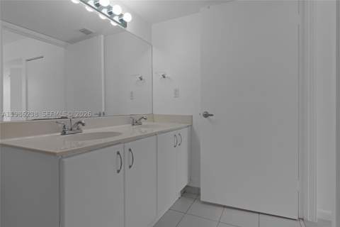 1555 N Treasure Dr 205, North Bay Village FL - photo 19 of 38