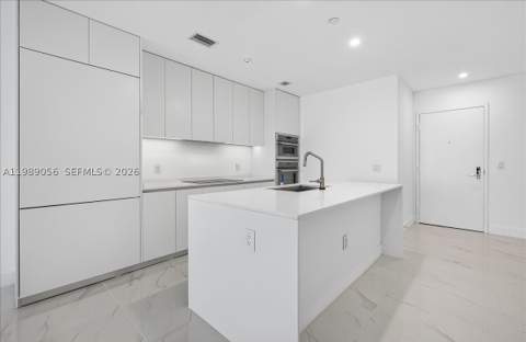 700 NE 24 2606, Miami FL - photo 7 of 73