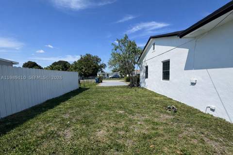 2450 NW 157th St Rd, Miami Gardens FL - photo 22 of 24