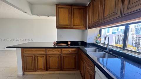 17021 N Bay Rd 1015, Sunny Isles Beach FL - photo 13 of 46