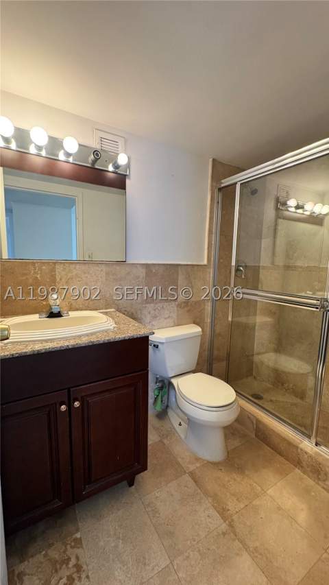 17021 N Bay Rd 1015, Sunny Isles Beach FL - photo 16 of 46