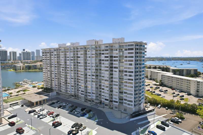 2 bedroom Condominium at 18011 Biscayne Boulevard 1502, Del Prado Marina, Aventura — photo 2