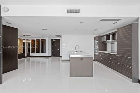 200 Biscayne Boulevard Way 3707, Miami FL - photo 11 of 42