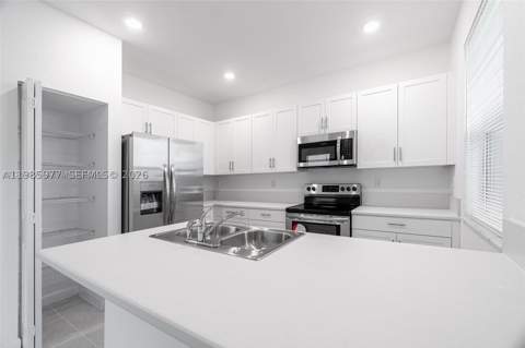 2685 SE 12th St 2685, Homestead FL - photo 9 of 27