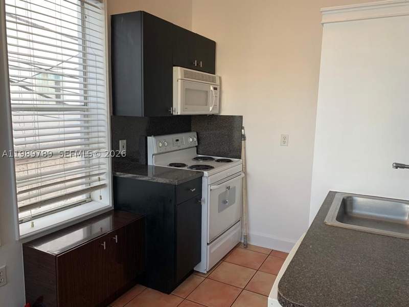 2 bedroom Condominium at 1027 Pennsylvania Ave 203, Penn Plaza Condo, Miami Beach — photo 4