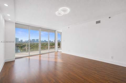 3598 Yacht Club Dr 1204, Aventura FL - photo 12 of 19