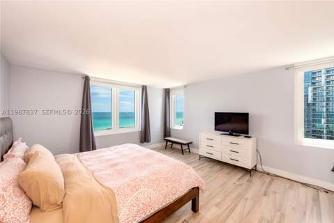 2301 Collins Ave 1009, Miami Beach FL - photo 7 of 42