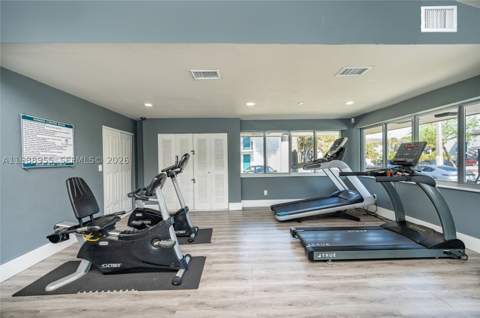 7095 NW 179th St 110, Hialeah FL - photo 21 of 22