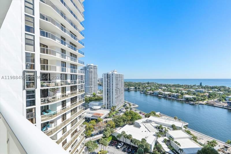 2 bedroom Condominium at 20281 E Country Cub Drive 1712, Hamptons West Condo, Aventura — photo 2