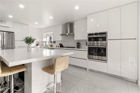 14052 SW 167th Ter, Miami FL - photo 10 of 33