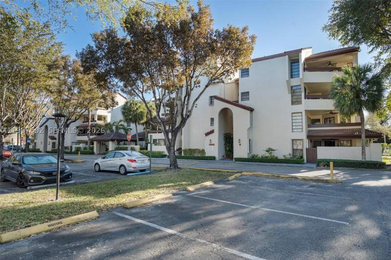 2 bedroom Condominium at 9040 SW 125th Ave D408, Kenland Bend South Condo, Miami — photo 4