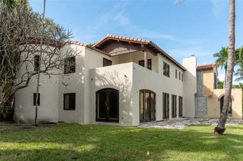 5005 Lakeview Dr, Miami Beach FL - photo 6 of 8
