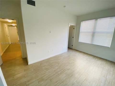 1611 Meridian Ave 305, Miami Beach FL - photo 10 of 17
