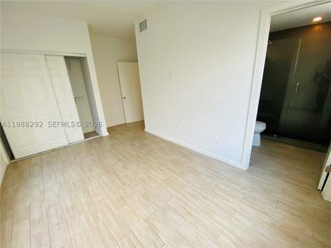 1611 Meridian Ave 305, Miami Beach FL - photo 9 of 17