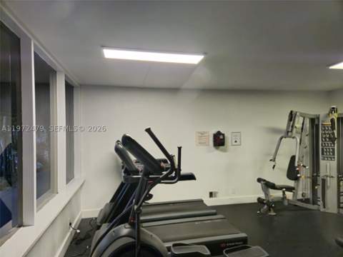 4550 NW 9th St 704E, Miami FL - photo 9 of 22
