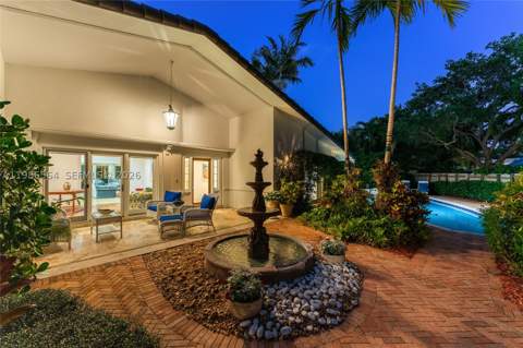 269 Cranwood Dr, Key Biscayne FL - photo 17 of 100