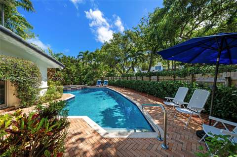269 Cranwood Dr, Key Biscayne FL - photo 6 of 100