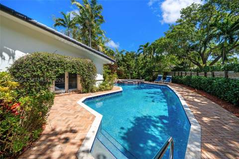269 Cranwood Dr, Key Biscayne FL - photo 7 of 100