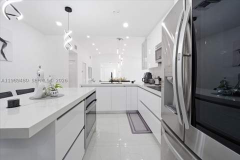 2570 SE 7th Pl, Homestead FL - photo 13 of 49