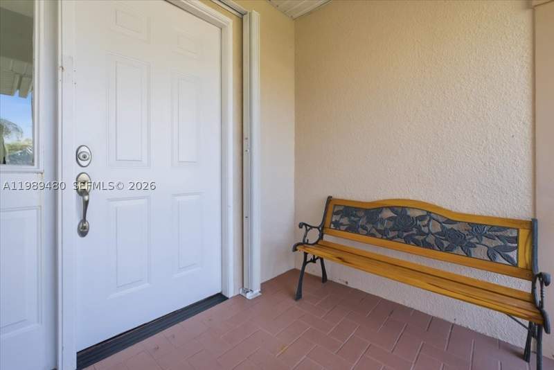 2 bedroom SingleFamilyResidence at 2570 SE 7th Pl, Keys-Gate No 1, Homestead — photo 5