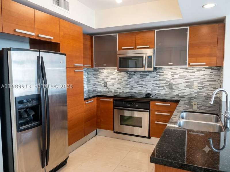 1 bedroom Condominium at 2030 S Douglas Rd 414, The Minorca Condo, Coral Gables — photo 2