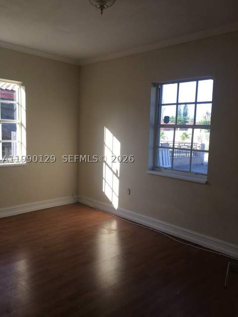 625 E 8th Ct, Hialeah FL - photo 8 of 18