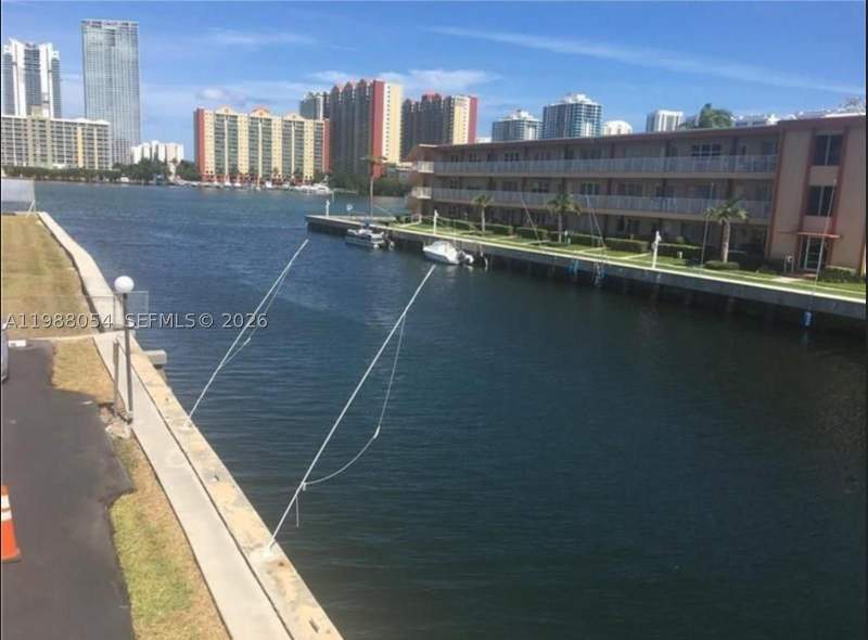 2 bedroom Condominium at 3944 NE 167th St 106, La Mar Breeze Water Views, North Miami Beach — photo 2