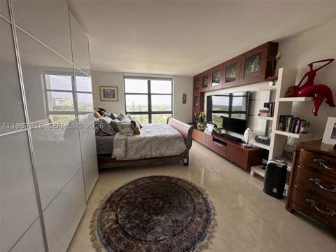 1000 Quayside Ter 1101, Miami FL - photo 12 of 36