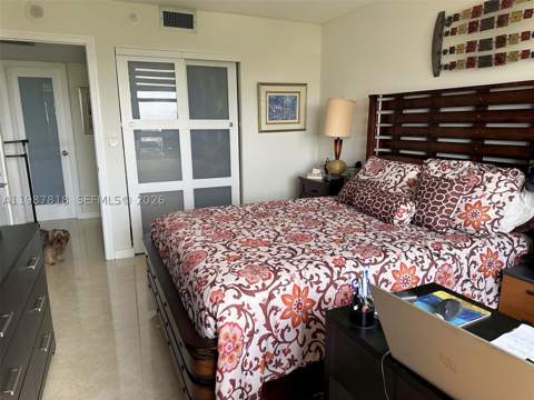 1000 Quayside Ter 1101, Miami FL - photo 17 of 36